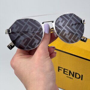 Fendi Women BRAND NEW Sunglasses Palladium Blue Silver Mirror Round FE40060U 16X